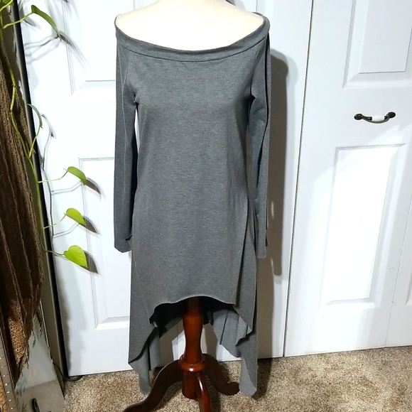 Asymmetrical Dress - Picture 2 of 8